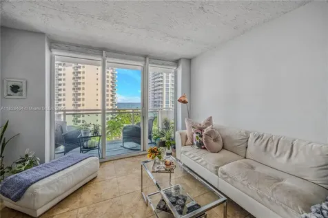 3000 S Ocean Drive Hollywood FL 33019