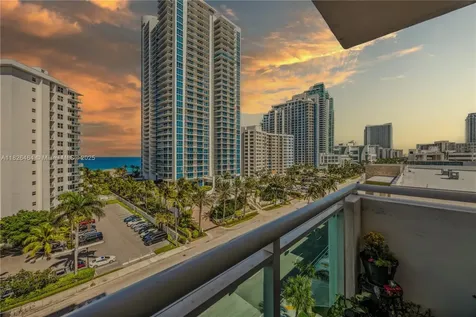 3000 S Ocean Drive Hollywood FL 33019