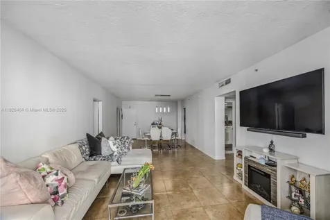 3000 S Ocean Drive Hollywood FL 33019