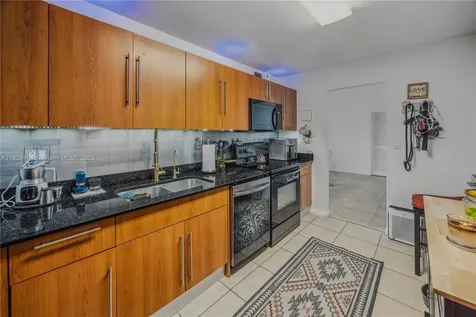 3000 S Ocean Drive Hollywood FL 33019