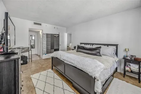 3000 S Ocean Drive Hollywood FL 33019