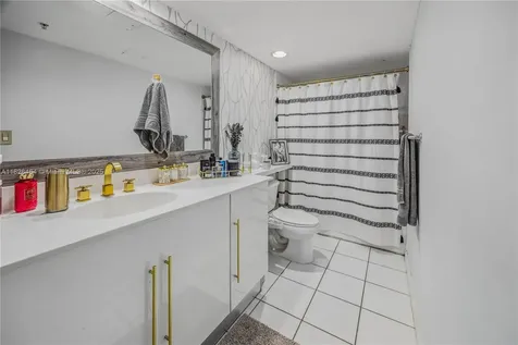 3000 S Ocean Drive Hollywood FL 33019