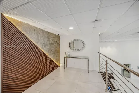 3000 S Ocean Drive Hollywood FL 33019