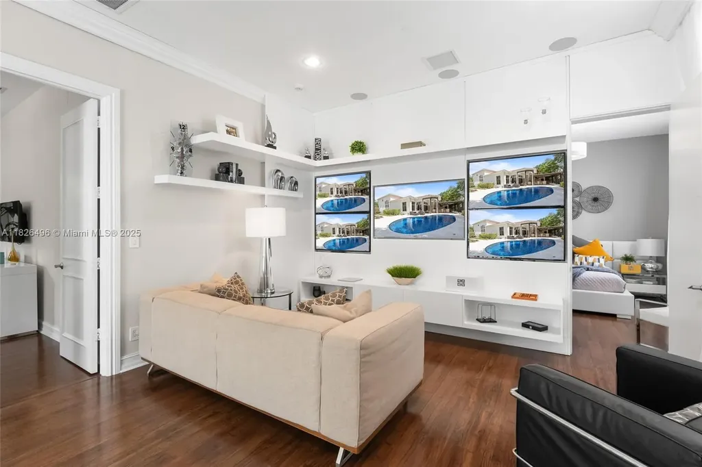 17866 Lake Azure Way Boca Raton FL 33496