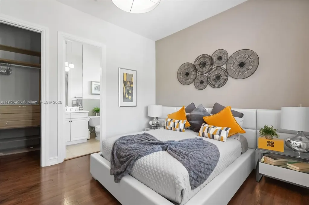 17866 Lake Azure Way Boca Raton FL 33496