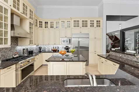 17866 Lake Azure Way Boca Raton FL 33496