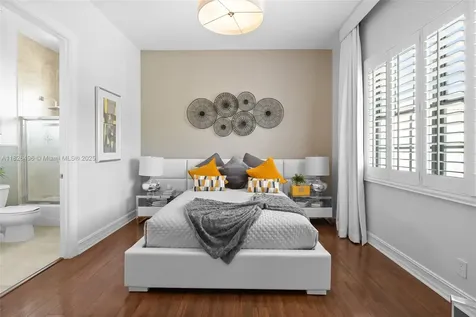 17866 Lake Azure Way Boca Raton FL 33496