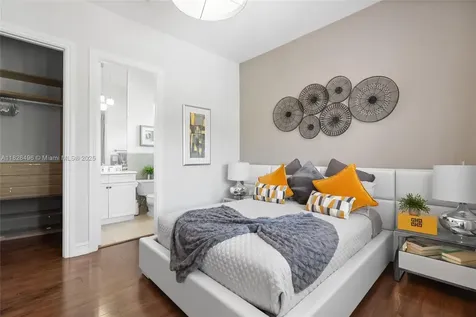 17866 Lake Azure Way Boca Raton FL 33496