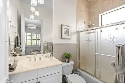 17866 Lake Azure Way Boca Raton FL 33496