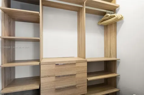 17866 Lake Azure Way Boca Raton FL 33496