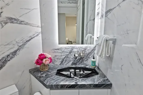 17901 Collins Avenue Sunny Isles Beach FL 33160