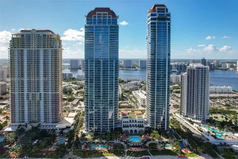 17901 Collins Avenue Sunny Isles Beach FL 33160