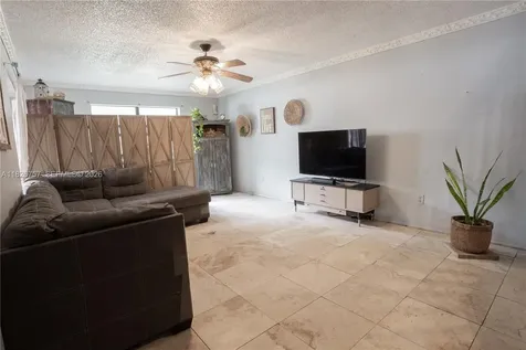 14260 SW 94th Cir Lane Miami FL 33186
