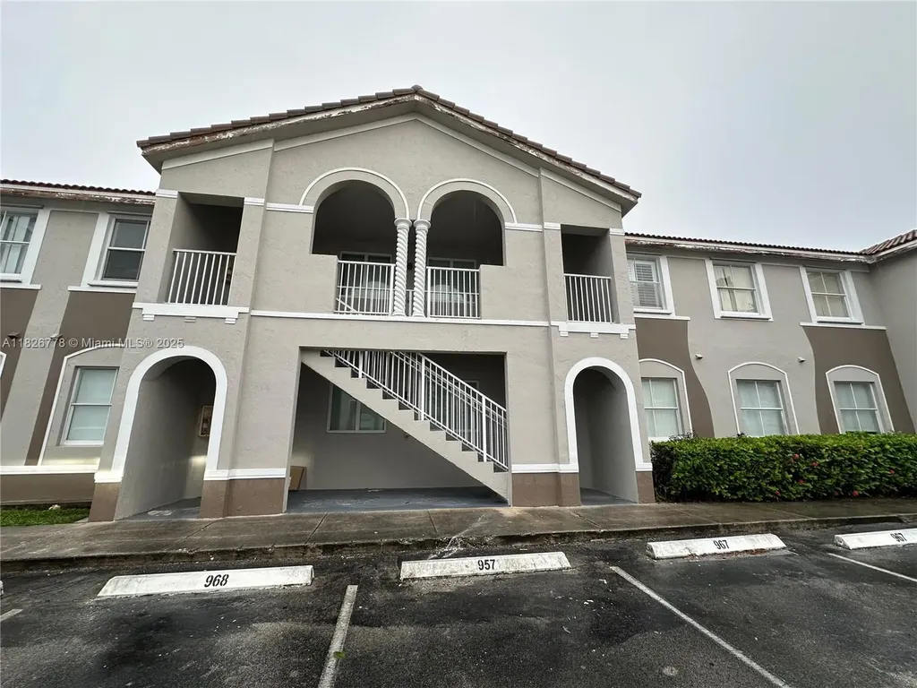 1661 SE 29th Court Homestead FL 33035