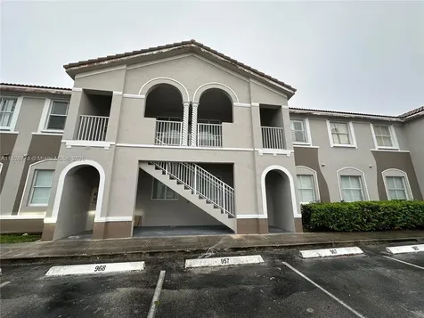 1661 SE 29th Court Homestead FL 33035