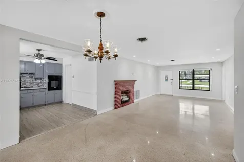 3202 Pierce Street Hollywood FL 33021