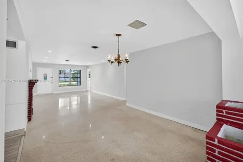 3202 Pierce Street Hollywood FL 33021