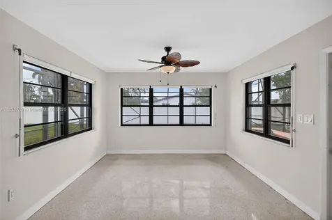 3202 Pierce Street Hollywood FL 33021