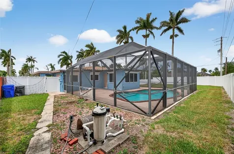 3202 Pierce Street Hollywood FL 33021