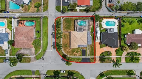 3202 Pierce Street Hollywood FL 33021