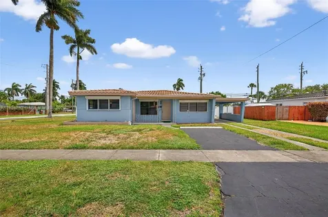 3202 Pierce Street Hollywood FL 33021