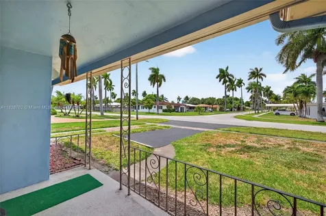 3202 Pierce Street Hollywood FL 33021