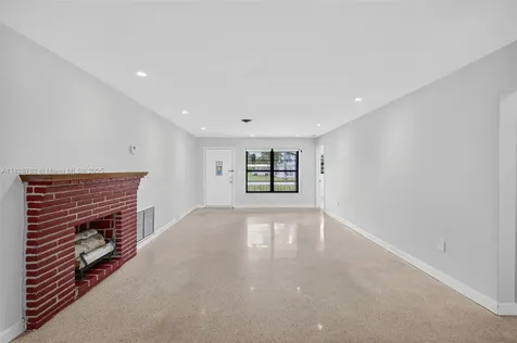 3202 Pierce Street Hollywood FL 33021