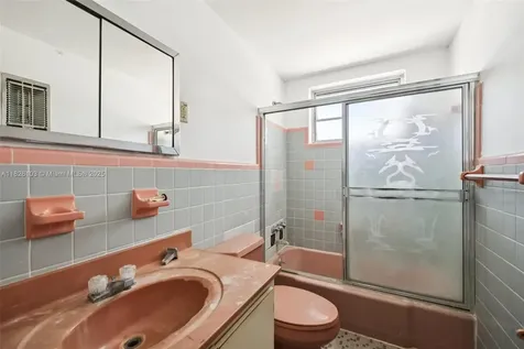 12665 NE 16th Avenue North Miami FL 33161