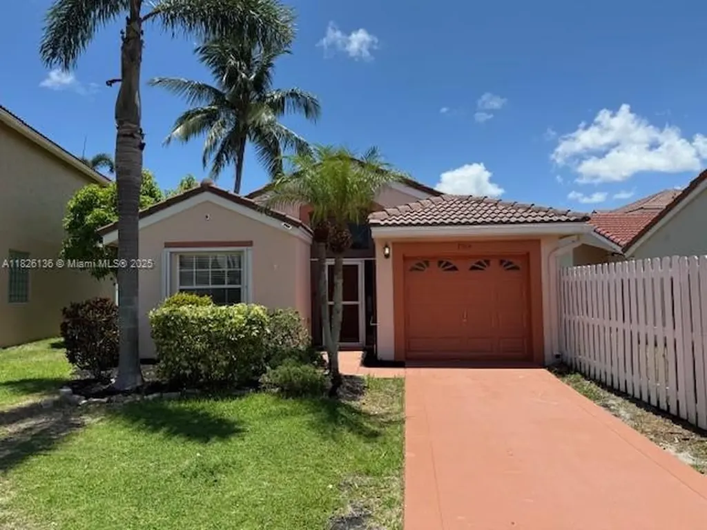 7964 La Rose Court Lake Worth FL 33467