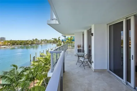 9261 E Bay Harbor Drive Bay Harbor Islands FL 33154