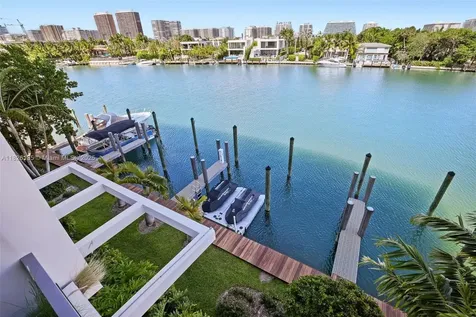 9261 E Bay Harbor Drive Bay Harbor Islands FL 33154