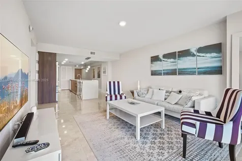 9261 E Bay Harbor Drive Bay Harbor Islands FL 33154