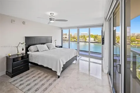 9261 E Bay Harbor Drive Bay Harbor Islands FL 33154