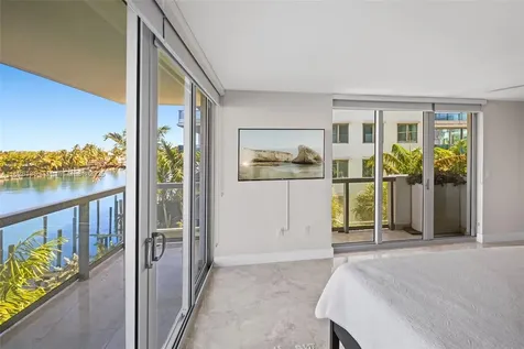 9261 E Bay Harbor Drive Bay Harbor Islands FL 33154