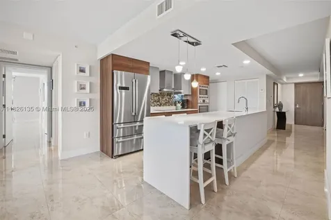 9261 E Bay Harbor Drive Bay Harbor Islands FL 33154