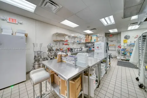 Bakery & Cafe For Sale On Bird Road Kendall FL 33175
