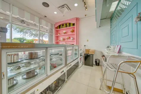 Bakery & Cafe For Sale On Bird Road Kendall FL 33175