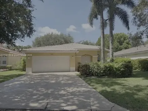 4390 NW 41st Place Coconut Creek FL 33073