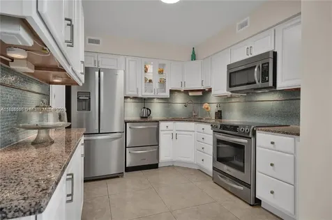 5151 Collins Avenue Miami Beach FL 33140