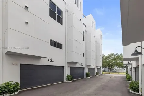 721 SE 12th Court Fort Lauderdale FL 33316