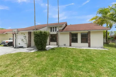 4947 NW 91st Terrace Sunrise FL 33351
