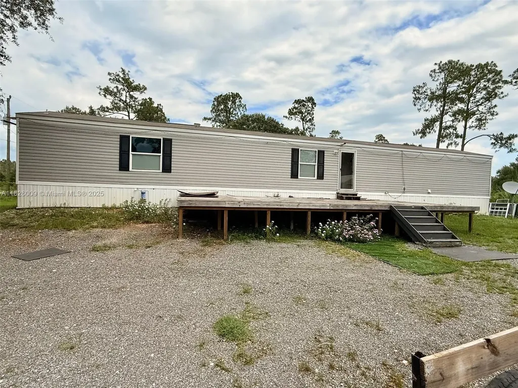 751 Appaloosa Avenue Clewiston FL 33440