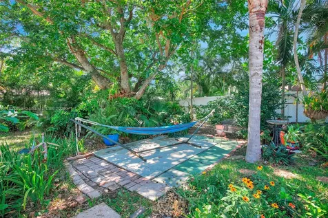 861 Oleander Drive Plantation FL 33317
