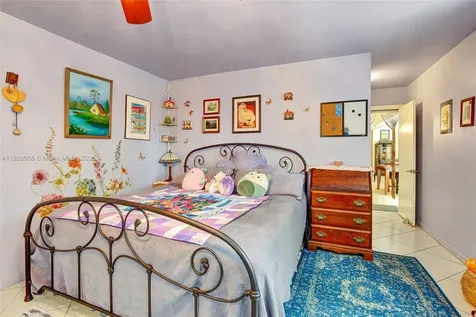 861 Oleander Drive Plantation FL 33317