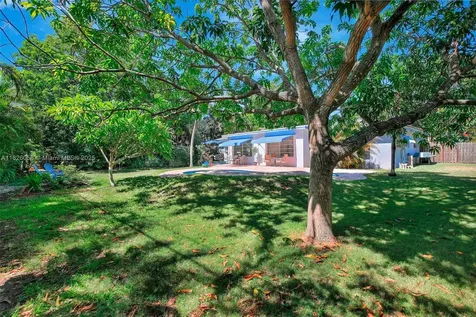 861 Oleander Drive Plantation FL 33317