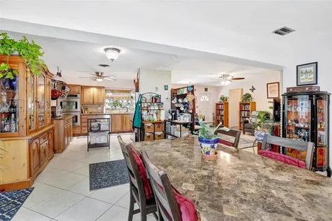 861 Oleander Drive Plantation FL 33317