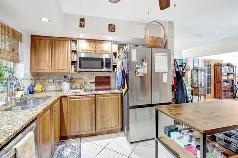 861 Oleander Drive Plantation FL 33317