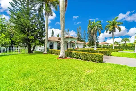 16934 SW 215th Terrace Miami FL 33187