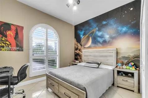 16934 SW 215th Terrace Miami FL 33187