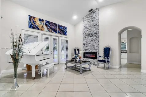 16934 SW 215th Terrace Miami FL 33187